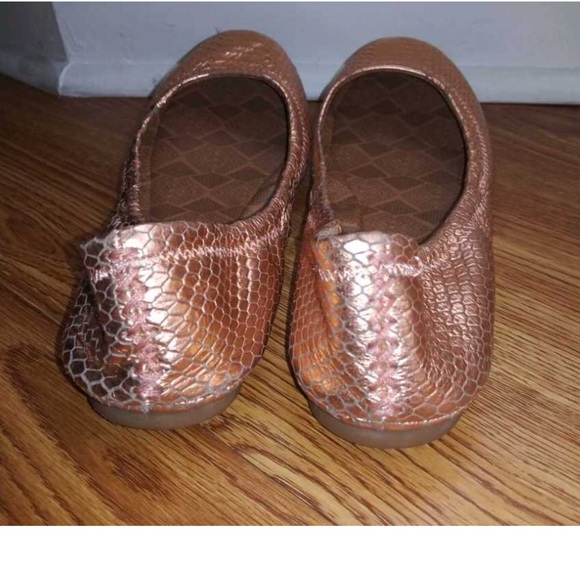 Lucky Brand Flats - Picture 3 of 4